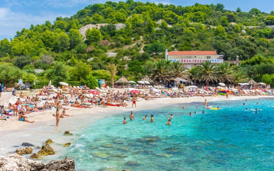 Plaže na Hvaru koje lokalci čuvaju za sebe